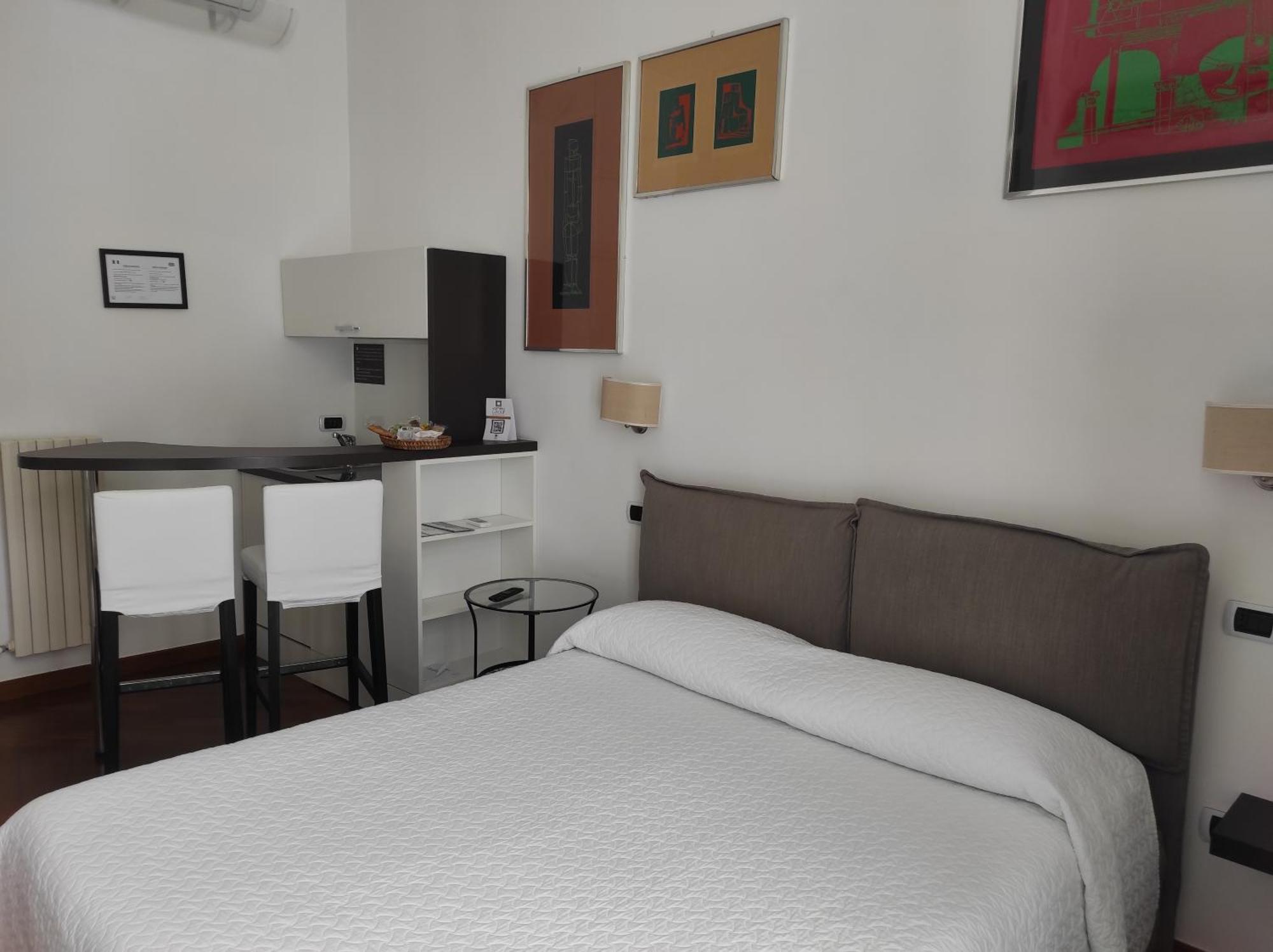 Luca Giordano 142 B&B Naples Bilik gambar
